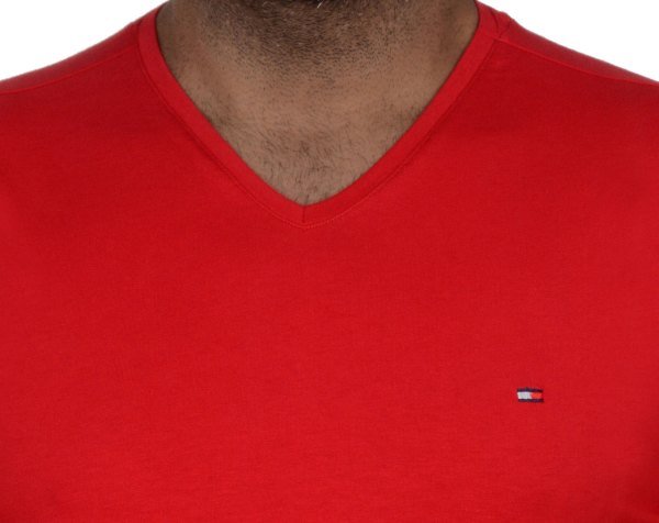 V YAKA-REGULAR/SLİM FİT KIRMIZI